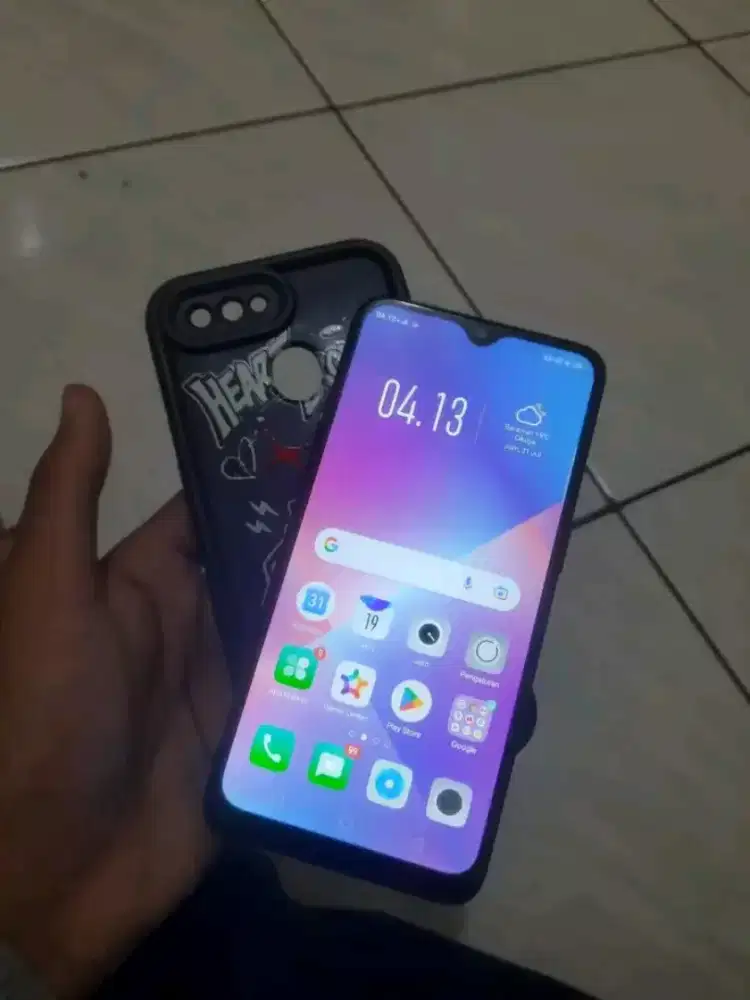 Lagi butuh uang bangett