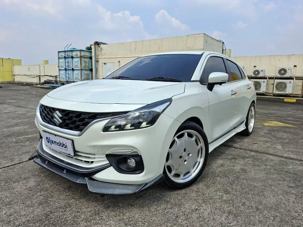 TDP 1 JUTA Suzuki Baleno 1.5 Bensin-MT 2022 Hitam C9YUA