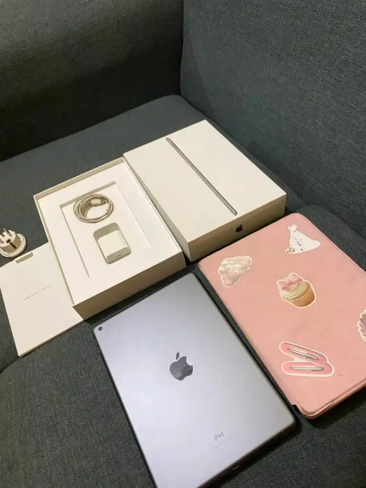 Ipad 9 64GB Wifi inter | Body Mulus | HB 88% | Minus Shadow Layar