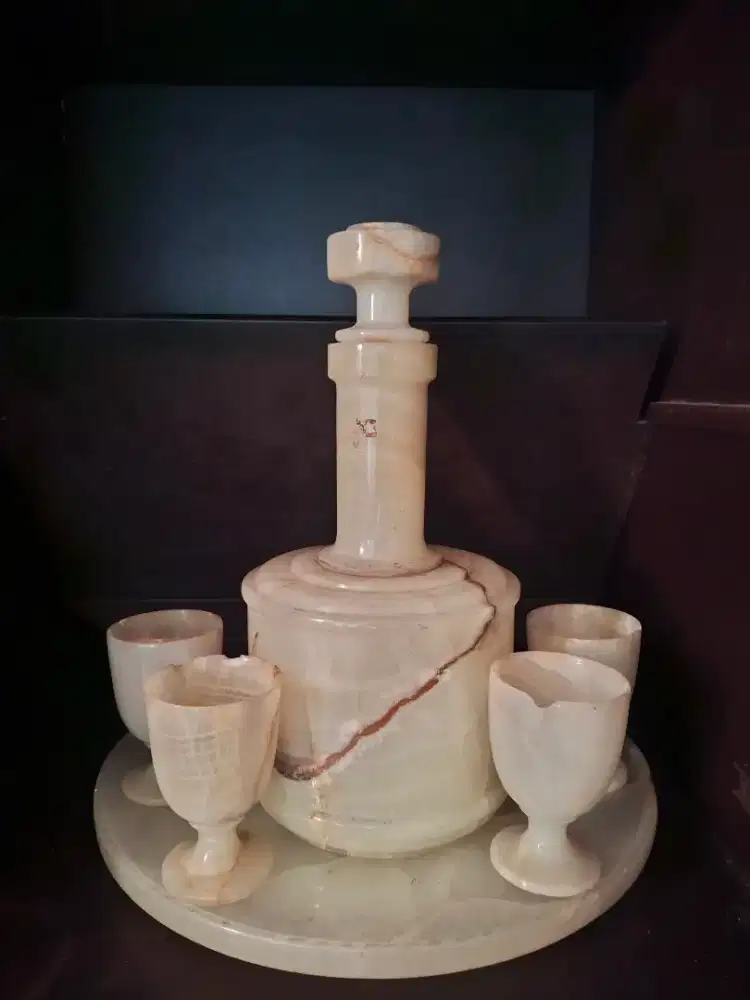 Teko kuno Marmer onyx teko dan gelas
