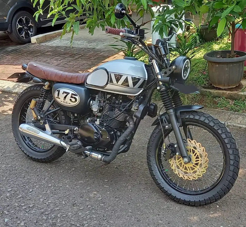 Dijual Kawasaki W175 SE 2018