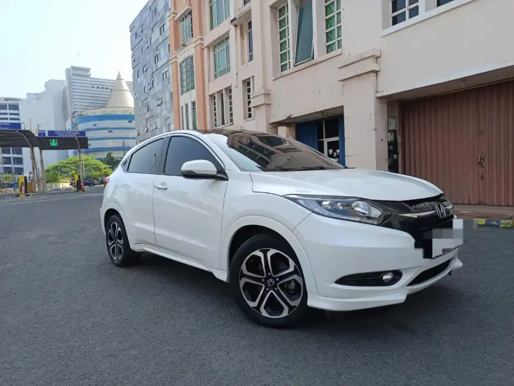 Honda HR-V Prestige AT 2015 km rendah service record Honda pjk pnjg