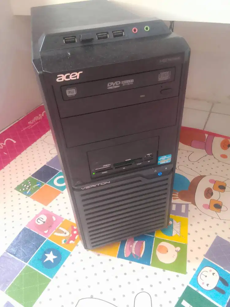 PC ex kantor merk acer ram 8 ddr 3, core i5 3.00 Ghz SSD 128, win 10