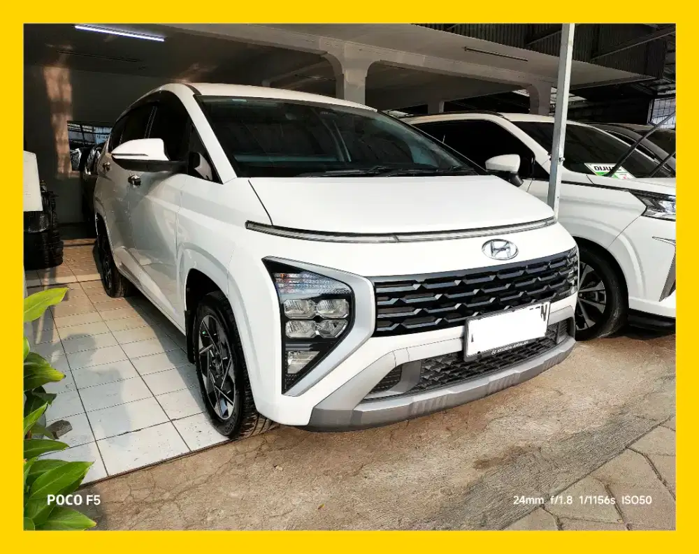 Hyundai Stargazer Prime 2022 Putih Low Kilometer