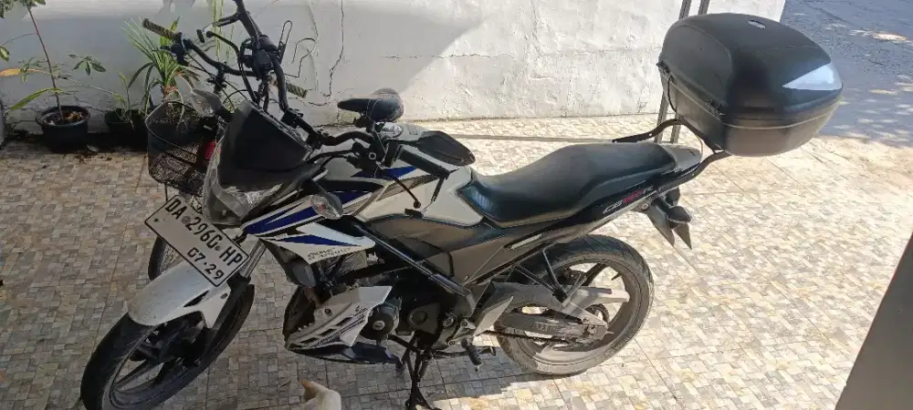 Dijual motor CB 150R tahun 2014