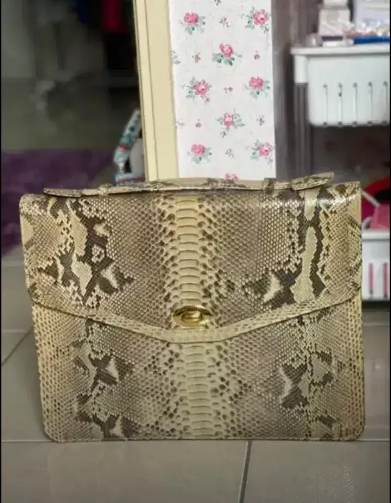 Tas kerja genuine leather size 40