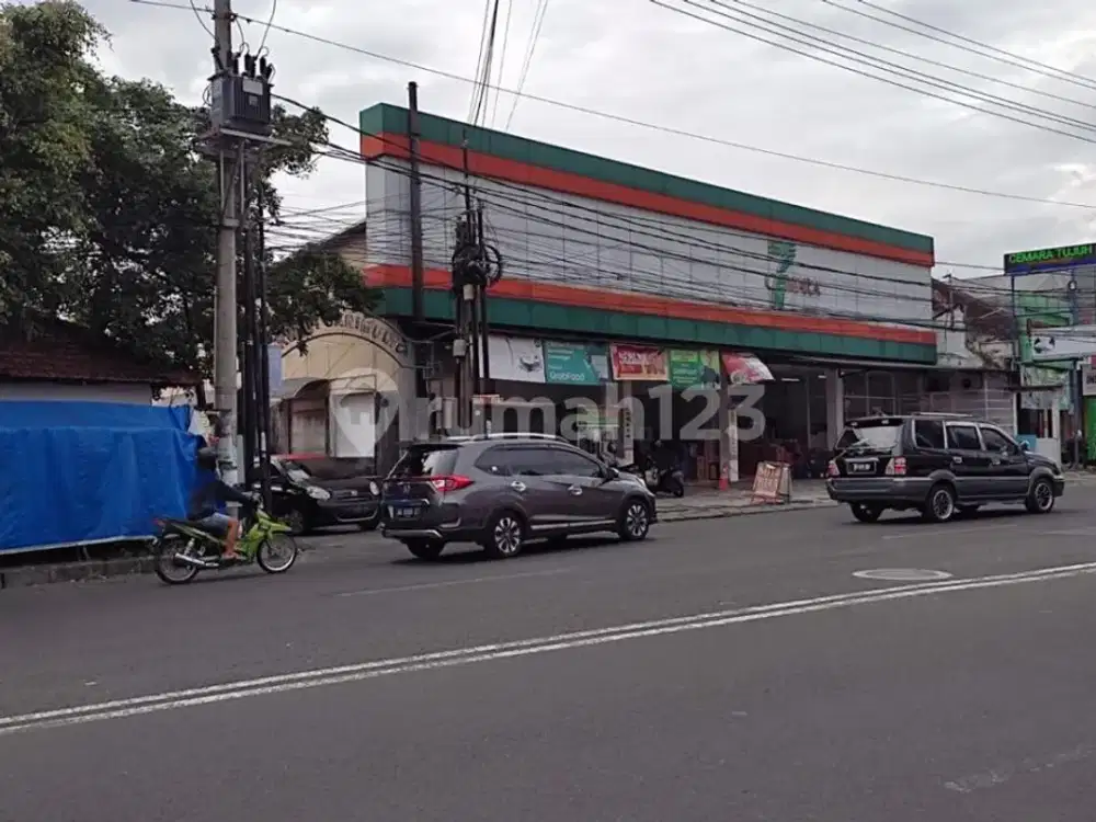Dijual Tanah Plus Bangunan Posisi Hook Sangat Strategis Di Jl Kaliurang Caturtunggal Depok Sleman Yogyakarta