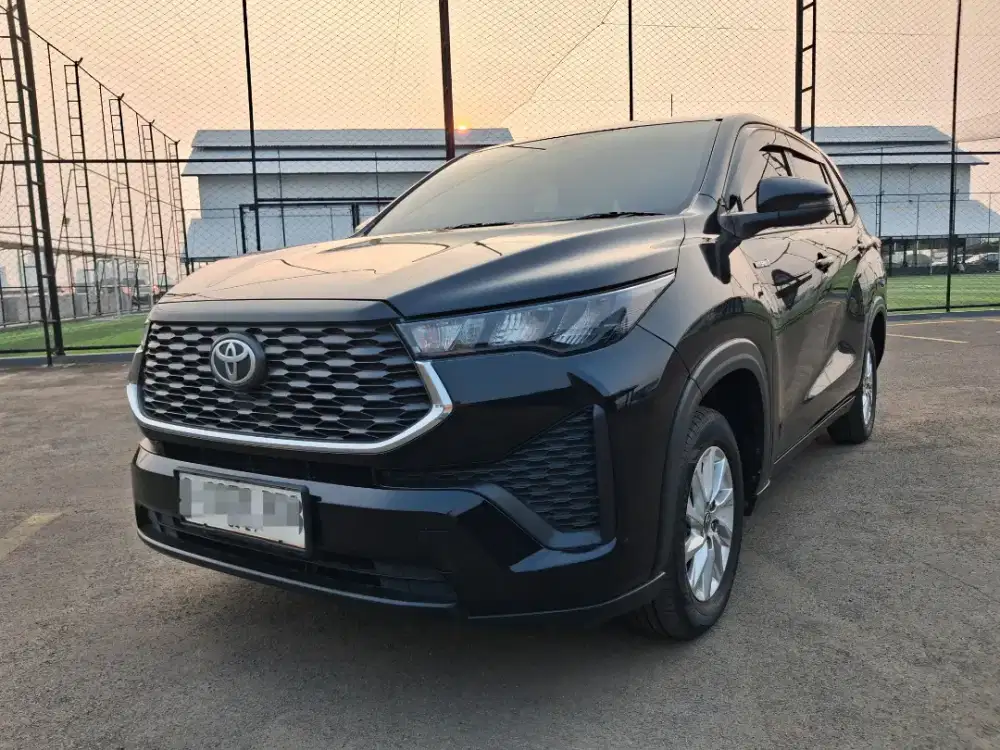 Full Orisinil km 23k Toyota Zenix 2.0 G Hybrid AT Cvt 2024