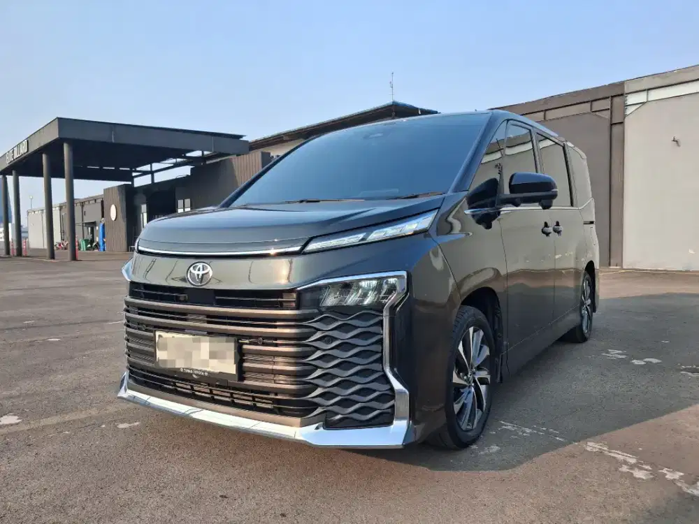 Full Ori + PPF Toyota New Voxy 2.0 AT 2023 Hitam