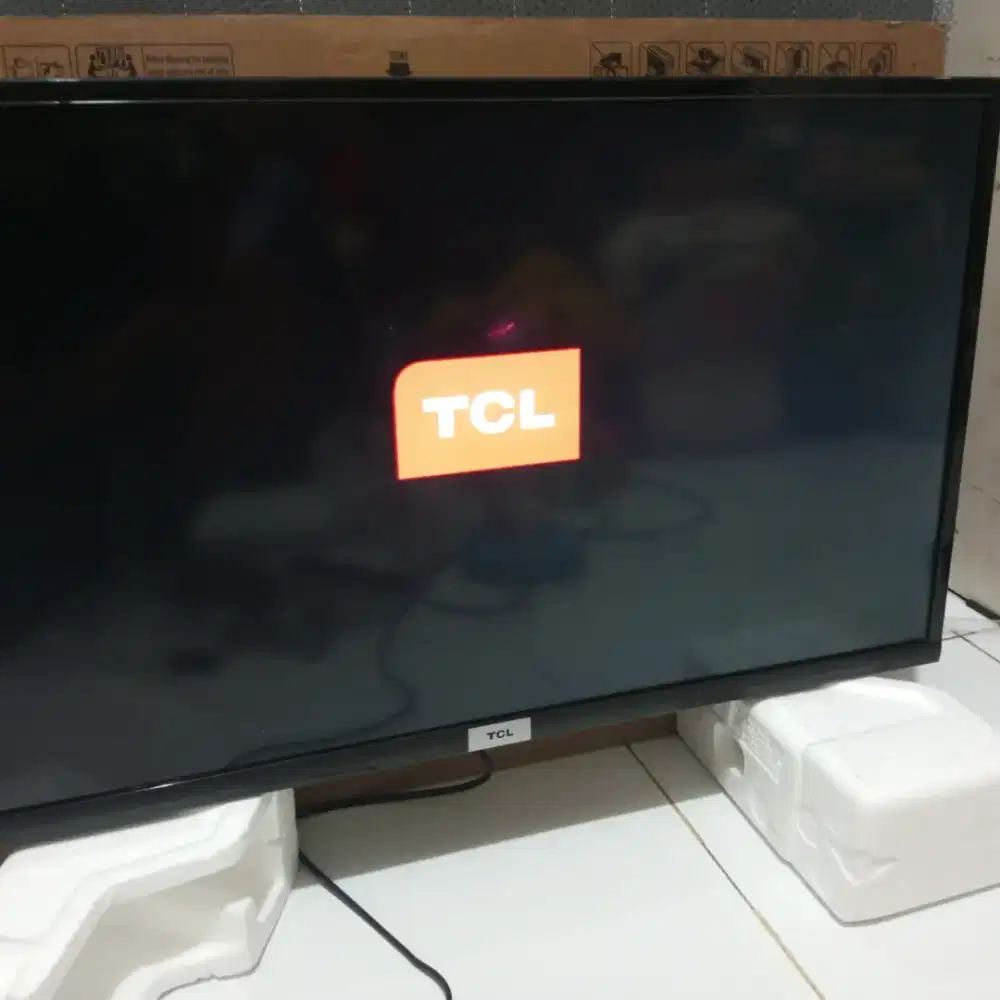 Dijual Android TV 32inc TCL