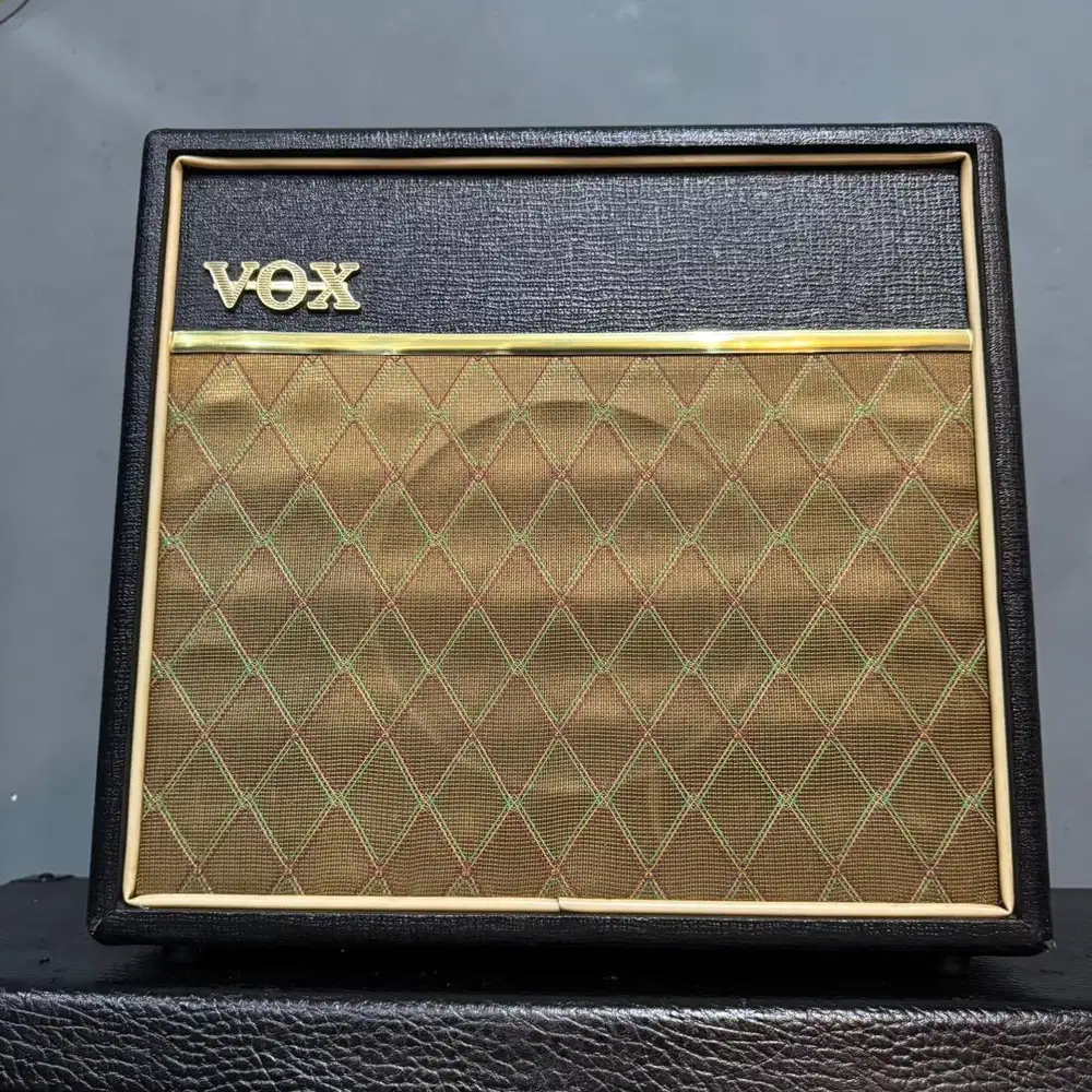 VOX Pathfinder 15RGuitar Combo Amp