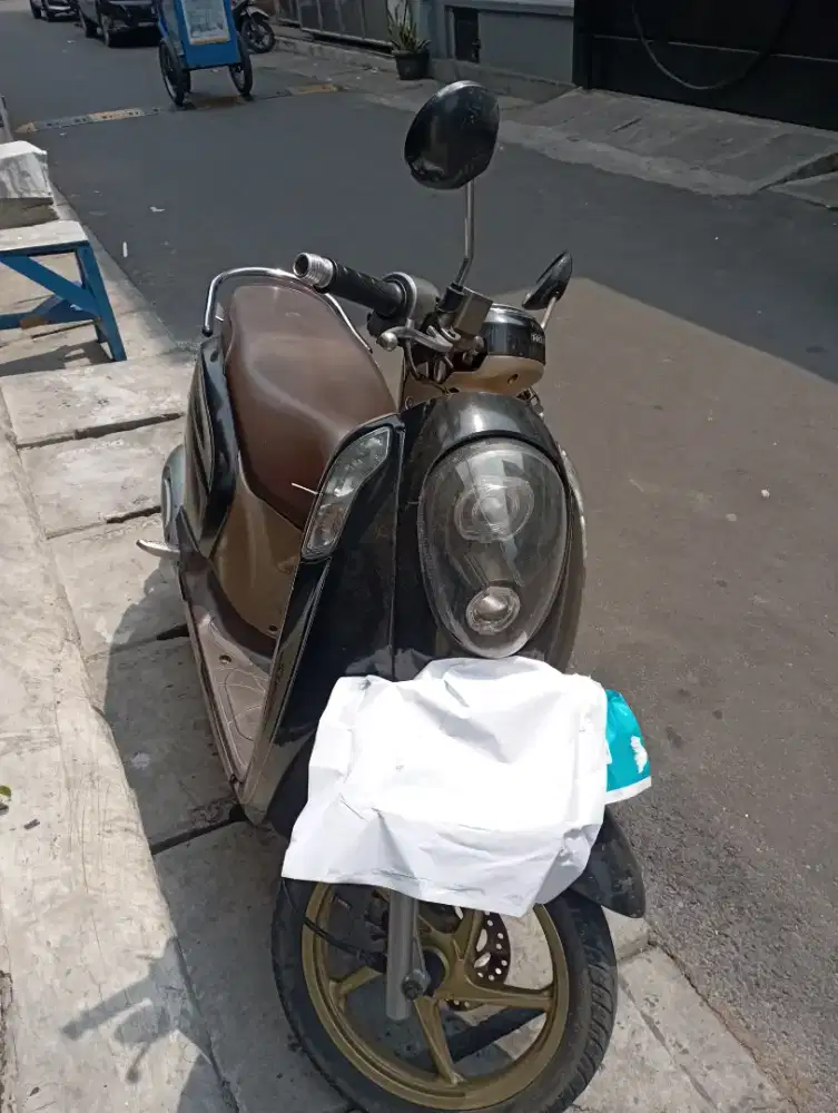 Motor Scoopy 2014