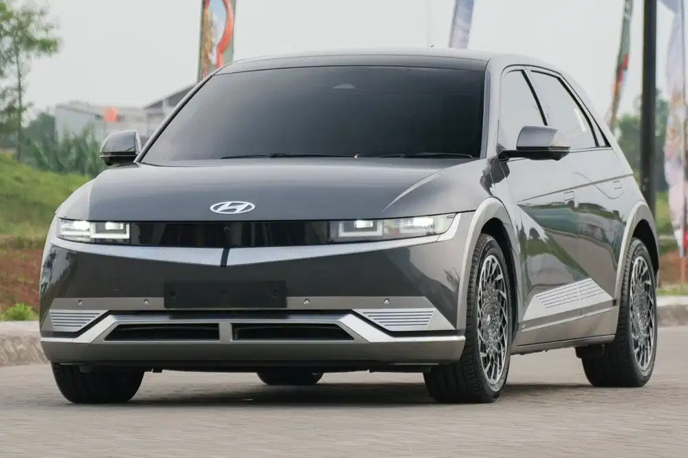 Canggih ProMax! Hyundai IONIQ 5 Signature Long Range 2023 cx5 hrv x1