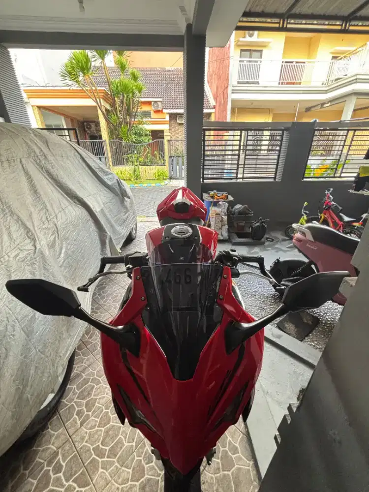 Honda CBR150R Merah – KM 7 Ribuan, Free Aksesori, Rp20,3 Juta