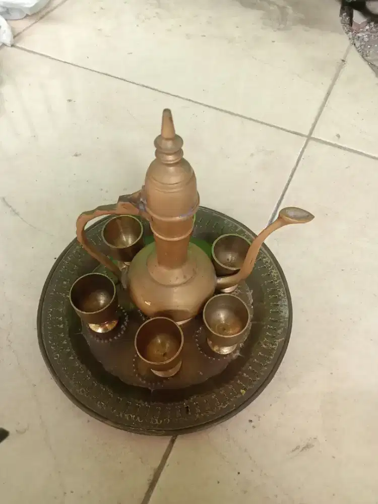 teko antik kuningan