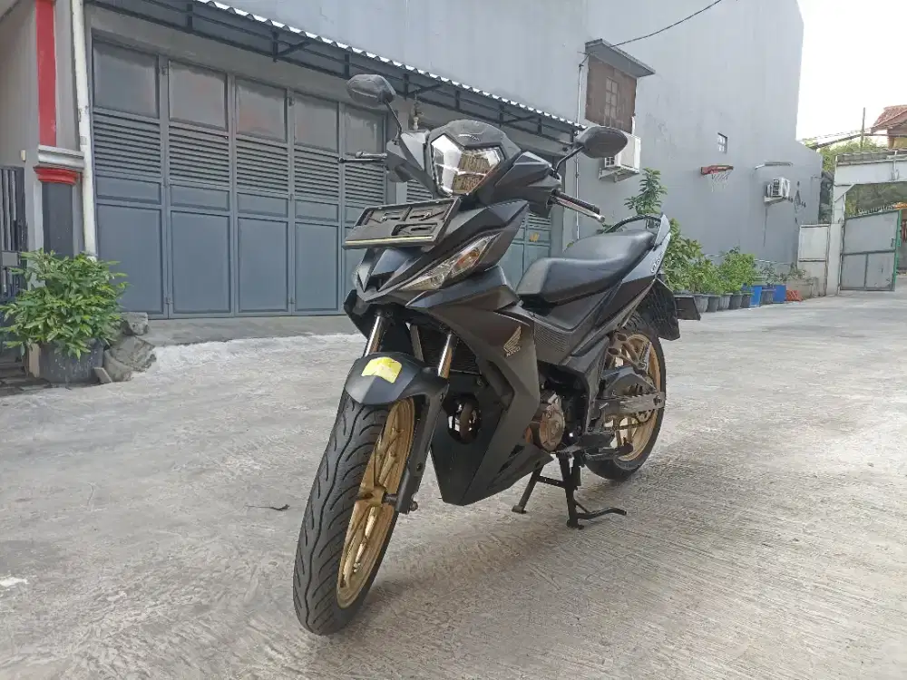 Honda Supra GTR 150