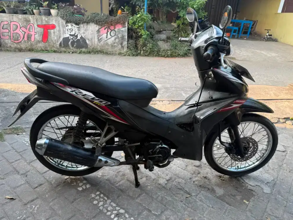 Honda Revo absolute THN 2010 plat AB sleman