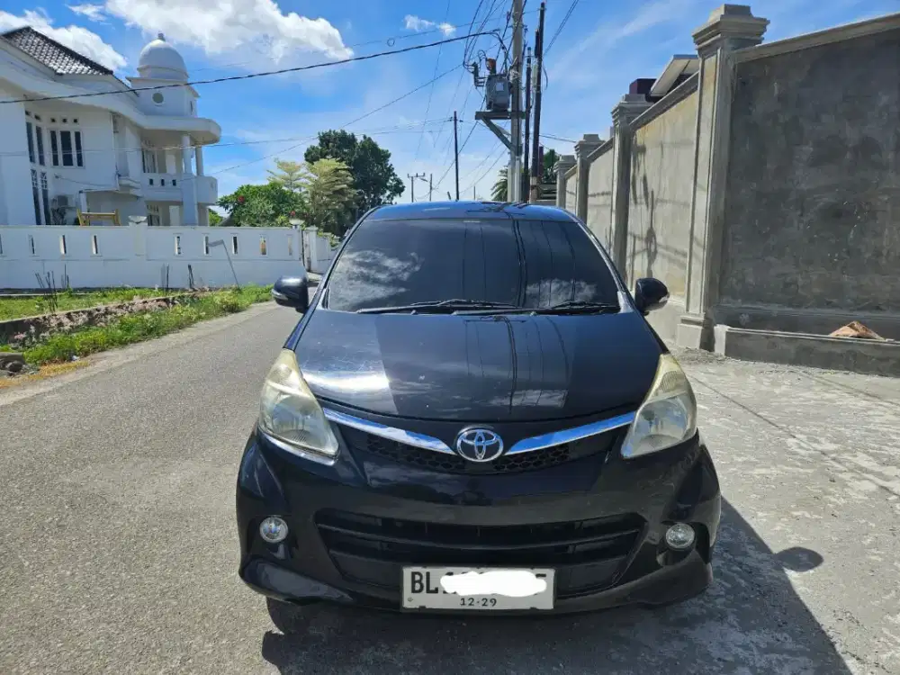 Avanza Veloz 1.5 At