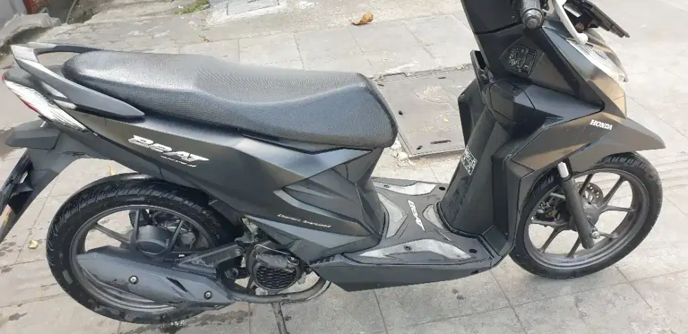 Beat Duluxe th 2023 mulus pjk baru