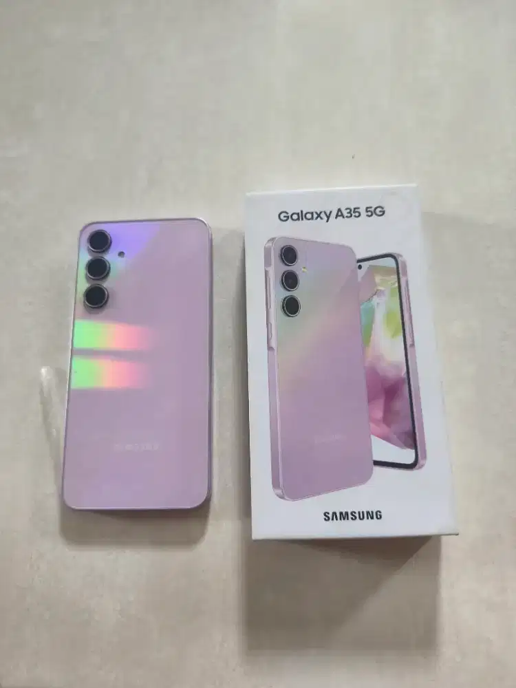 Samsung a35 8/256 lilac sein