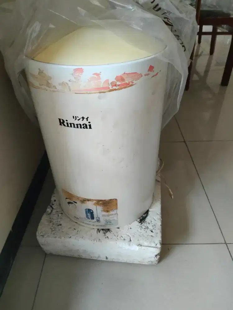 Water heater rinai