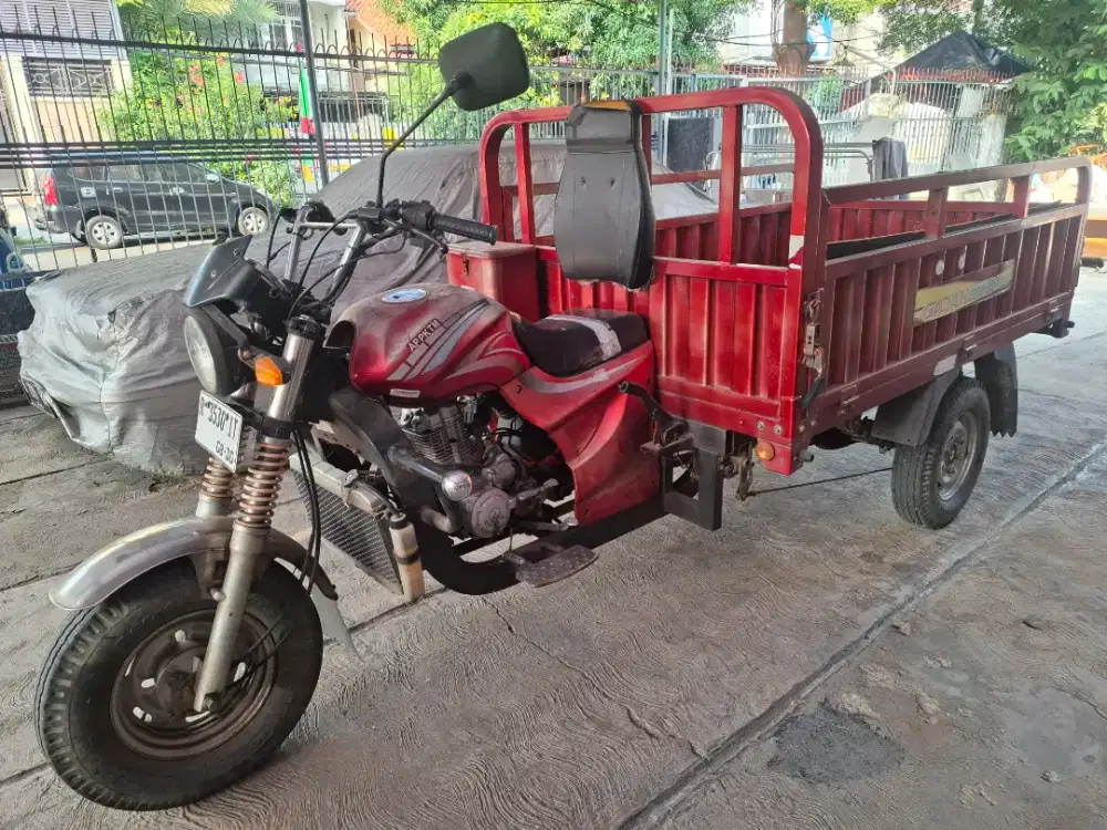 Gajah app KTM 200 CC, motor roda3 viar buat angkutan usaha Oke roda 3.