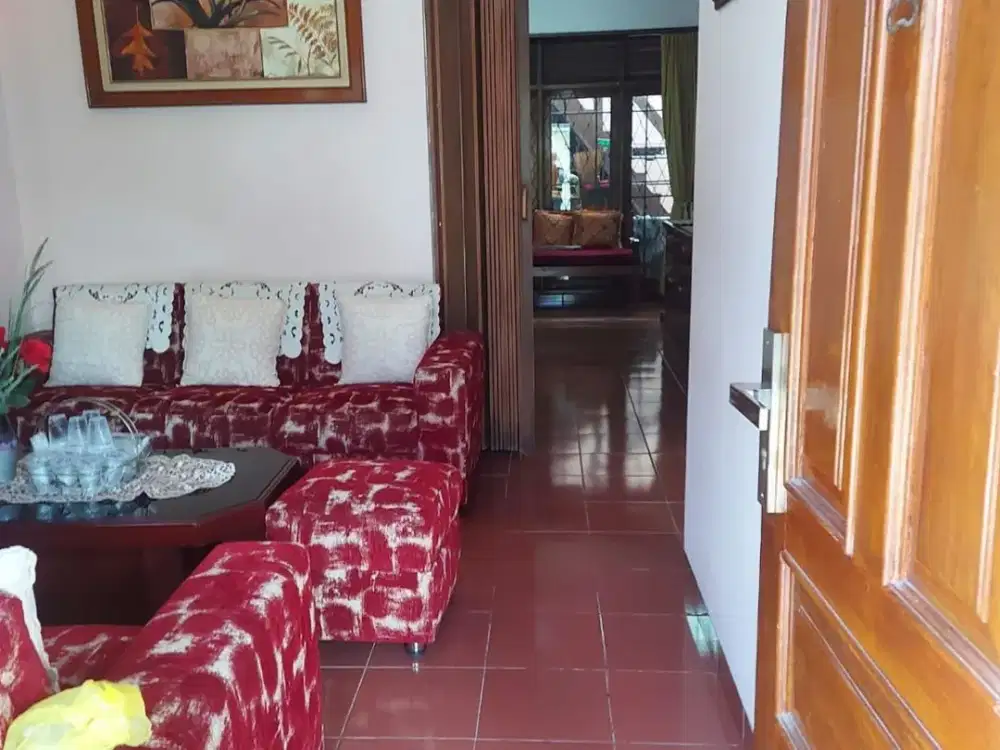 Dijual Rumah Nyaman Terawat Siap Huni Tengah Kota Lokasi di Sawah Kurung Bandung