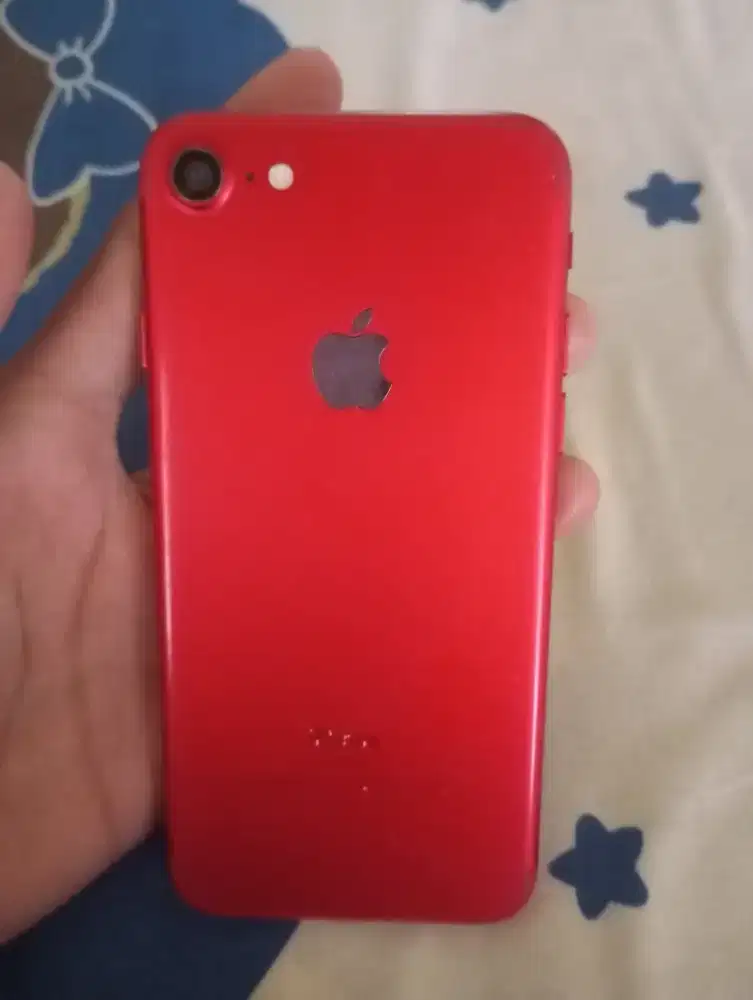 iPhone 7 red 32gb