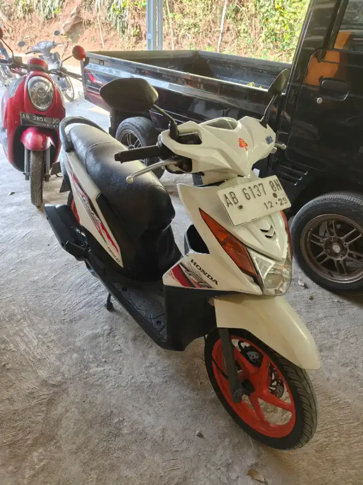 Honda beat injeksi THN 2014 plat AB sleman
