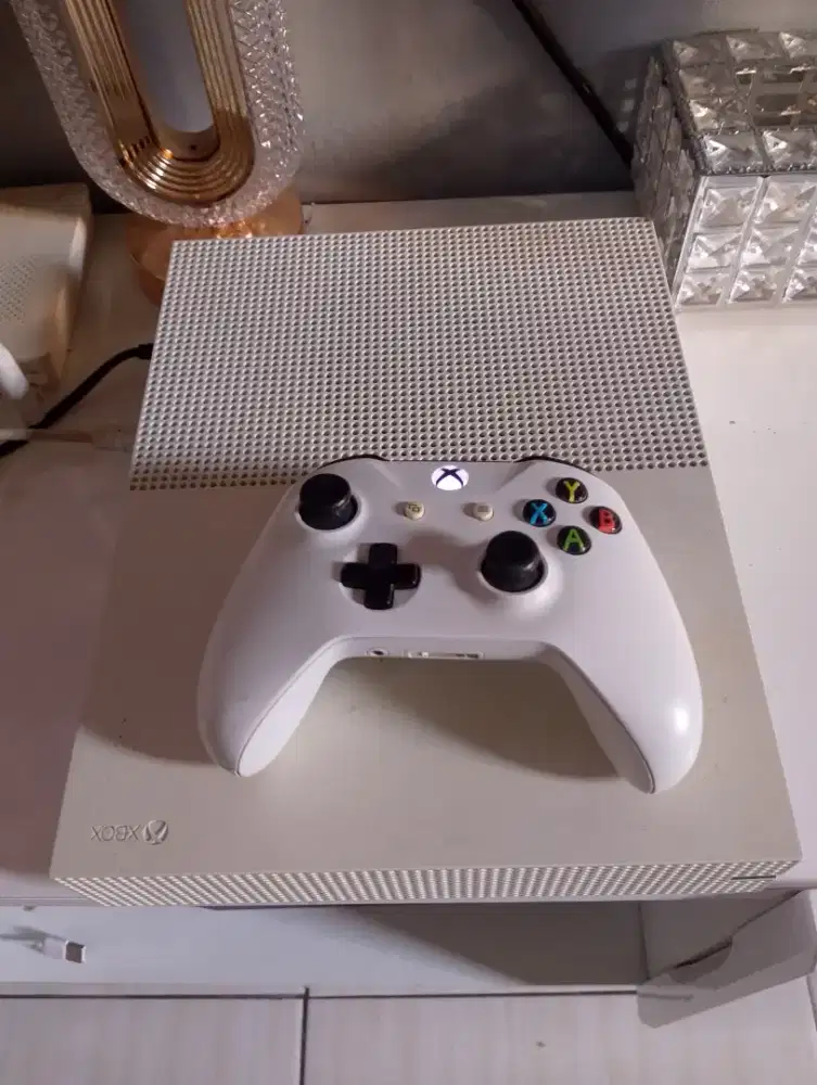 Xbox one s 4k 500gb