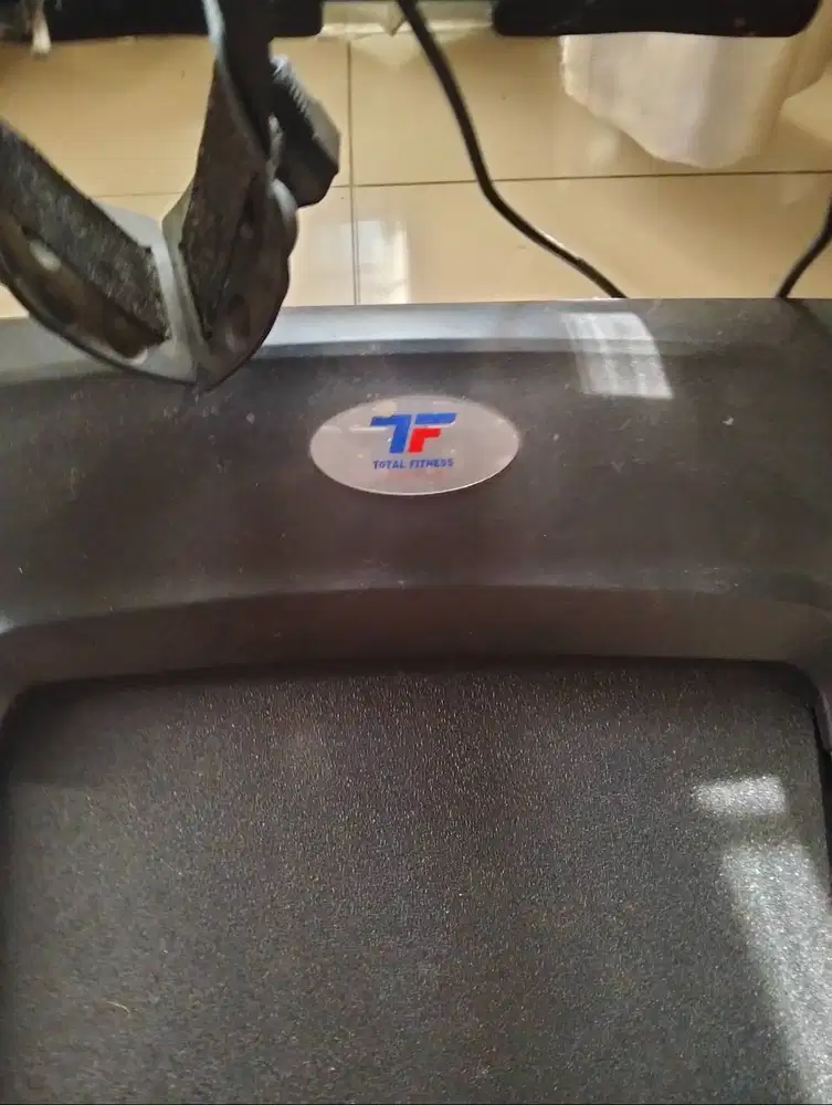 Dijual treadmill merk total fitness
