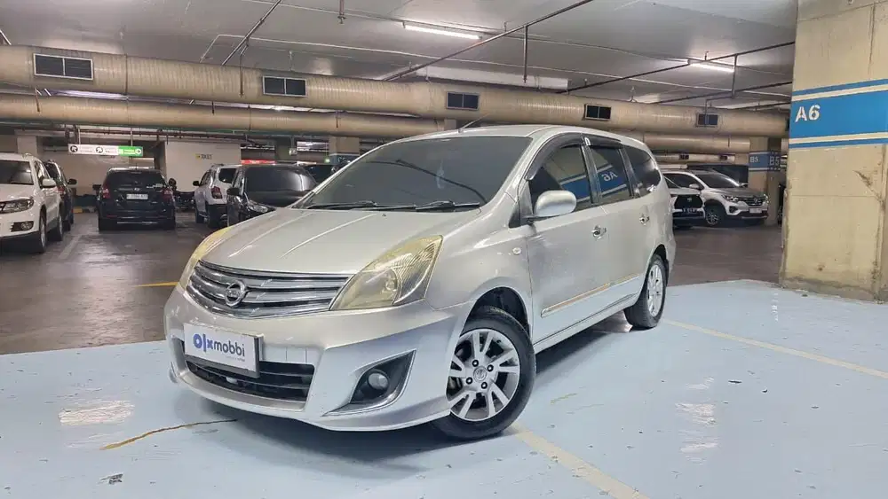 TDP 1 JUTA Nissan Grand livina 1.5 XV Bensin-MT 2013 Abu CYTMD