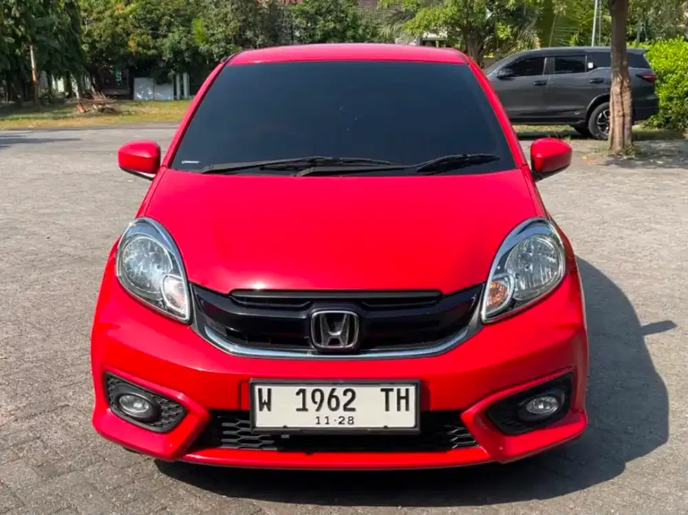 Jual Honda Brio MT , 2017, 1200 CC, warna merah, pribadi
