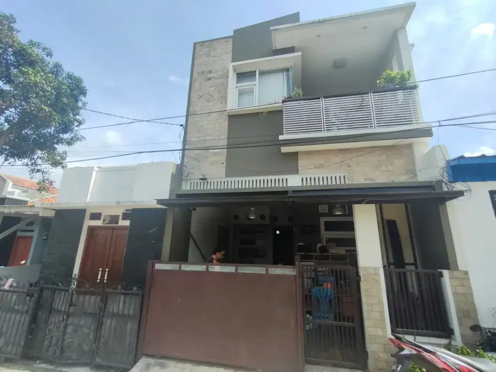 Rumah minimalis 2lantai di anggaraja cipageran cimahi