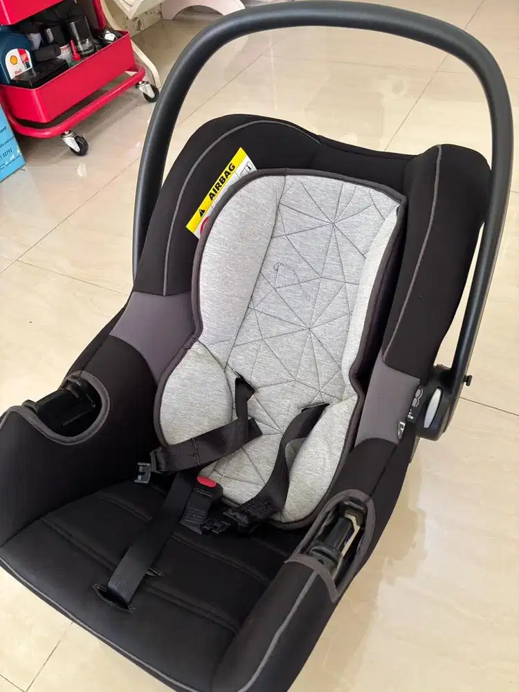 Carseat Newborn bayi Mothercare
