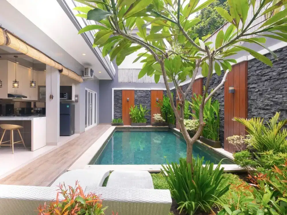 Villa Raya Canggu Kerobokan Badung Bali