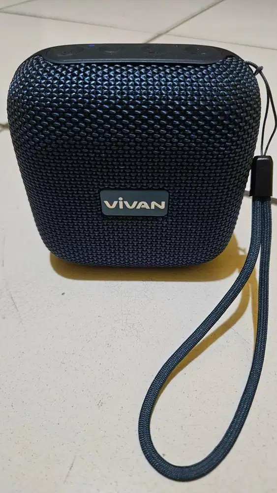 Speaker bluetooth Vivan S3. Like new.. Murah aja