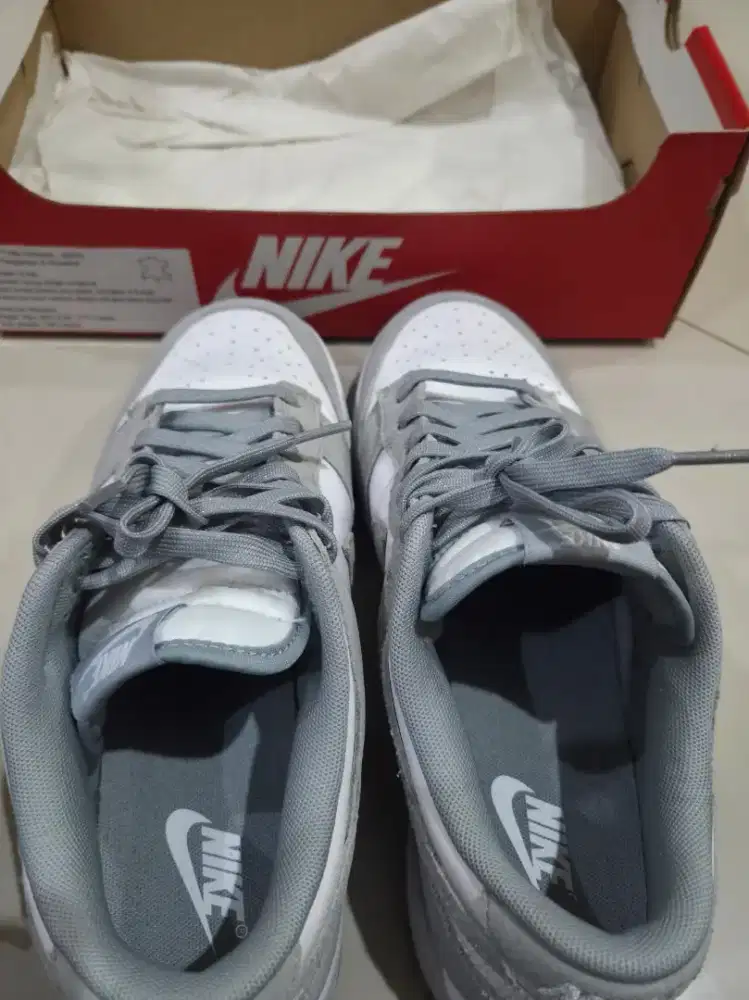 Dijual sepatu nike uk 42 like new