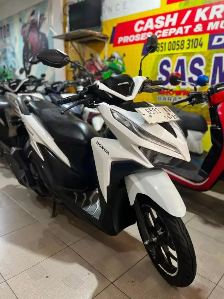 HONDA VARIO 125 ISS 2020 SAS MOTOR JL. BARATAJAYA 19 NO 5
