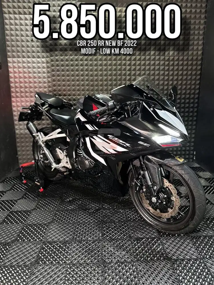 CBR 250 RR OR CBR 250RR BF 2023 LOW KM 4XXX MODIF RASA BRAND NEW BRO