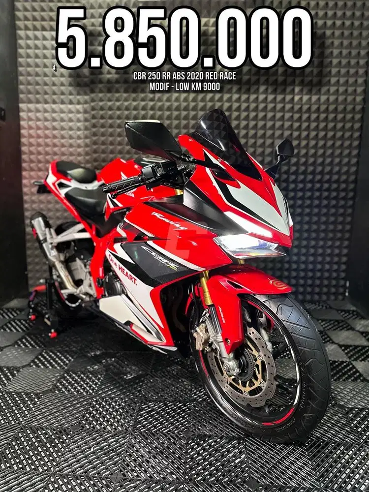 CBR 250 RR OR CBR 250RR ABS 2020 RED RACE LOW KM 9XXX RAWATAN SUPERB