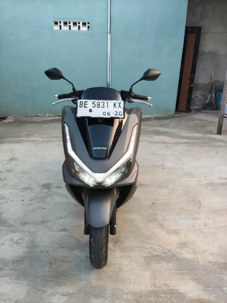 PCX ABS 2025 km 7rb