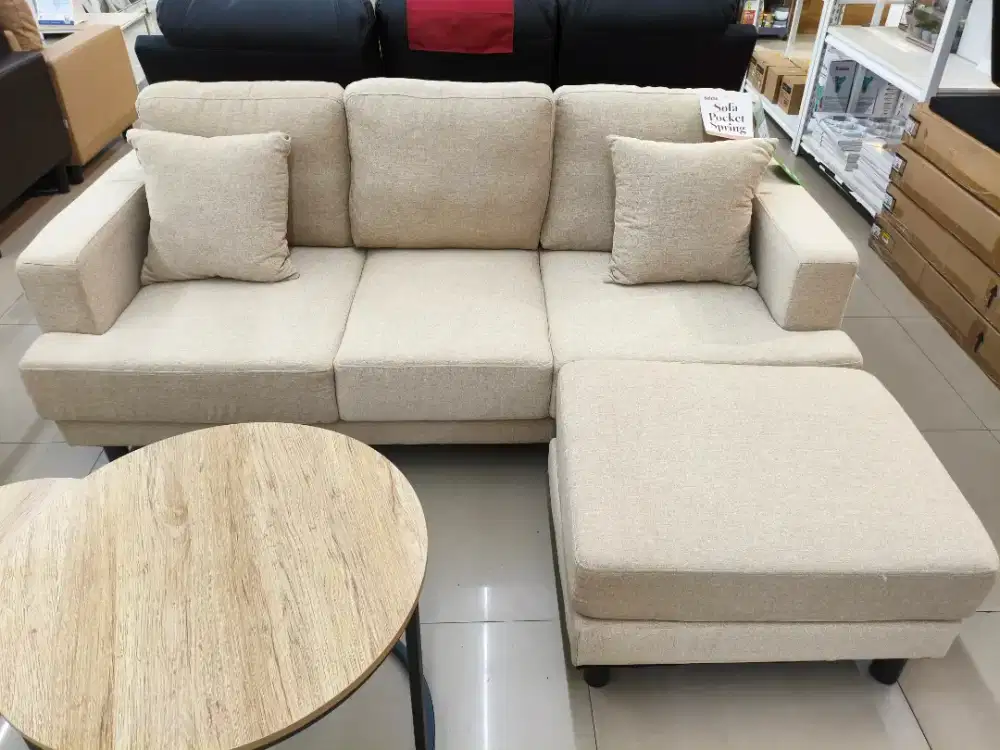 Selma Glivel Sofa Fabric 3 Seater dengan Bangku – Beige