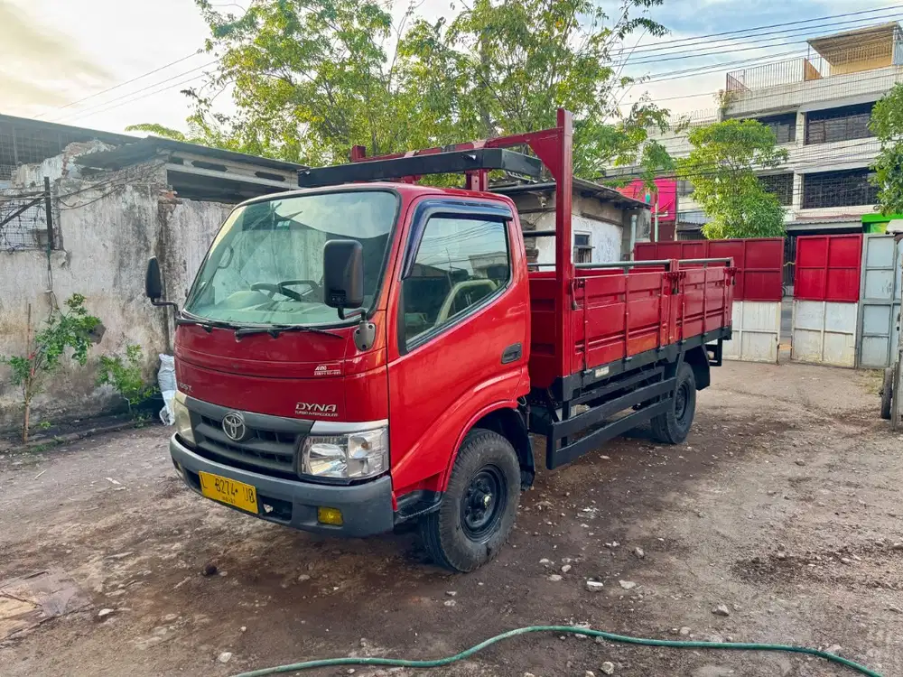 Toyota Dyna 110 ST Long Bak Dropside 2012