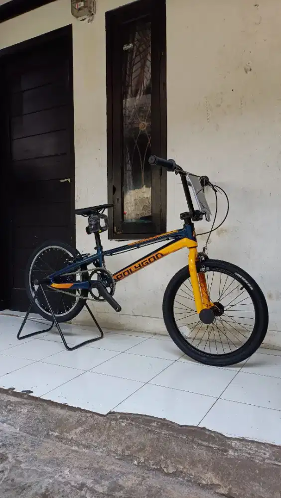 BMX polygon. razor .thrill fiery.element funky