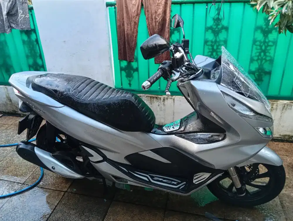 Honda PCX 2019 Silver motor rawatan