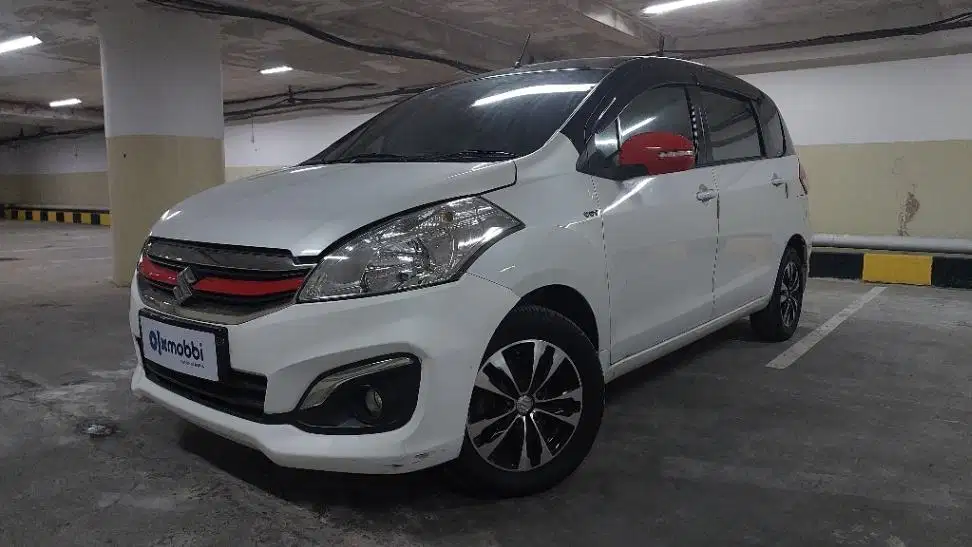 DP MURAH Suzuki Ertiga 1.4 GX Bensin-MT 2018 Putih CKMLB