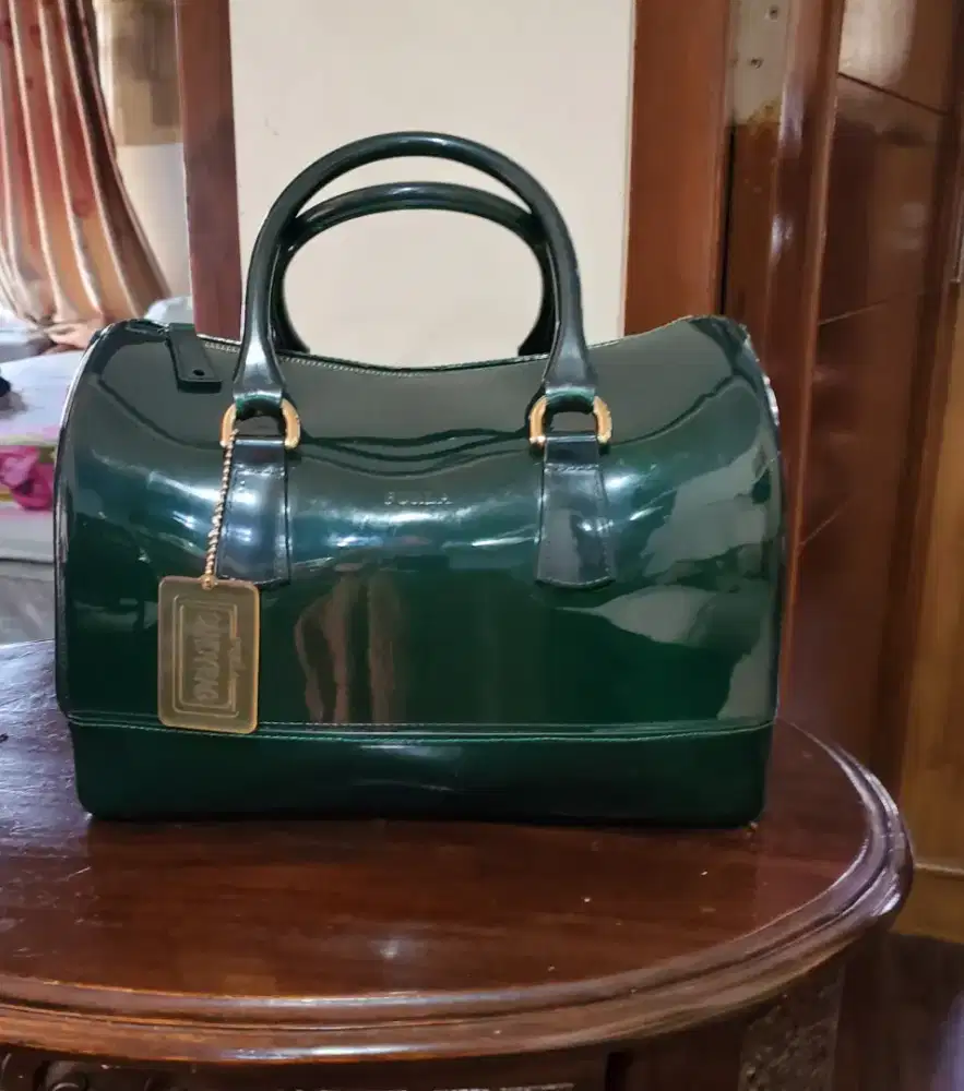 Dijual tas ukuran 30 x 25 kulit dan sintetis