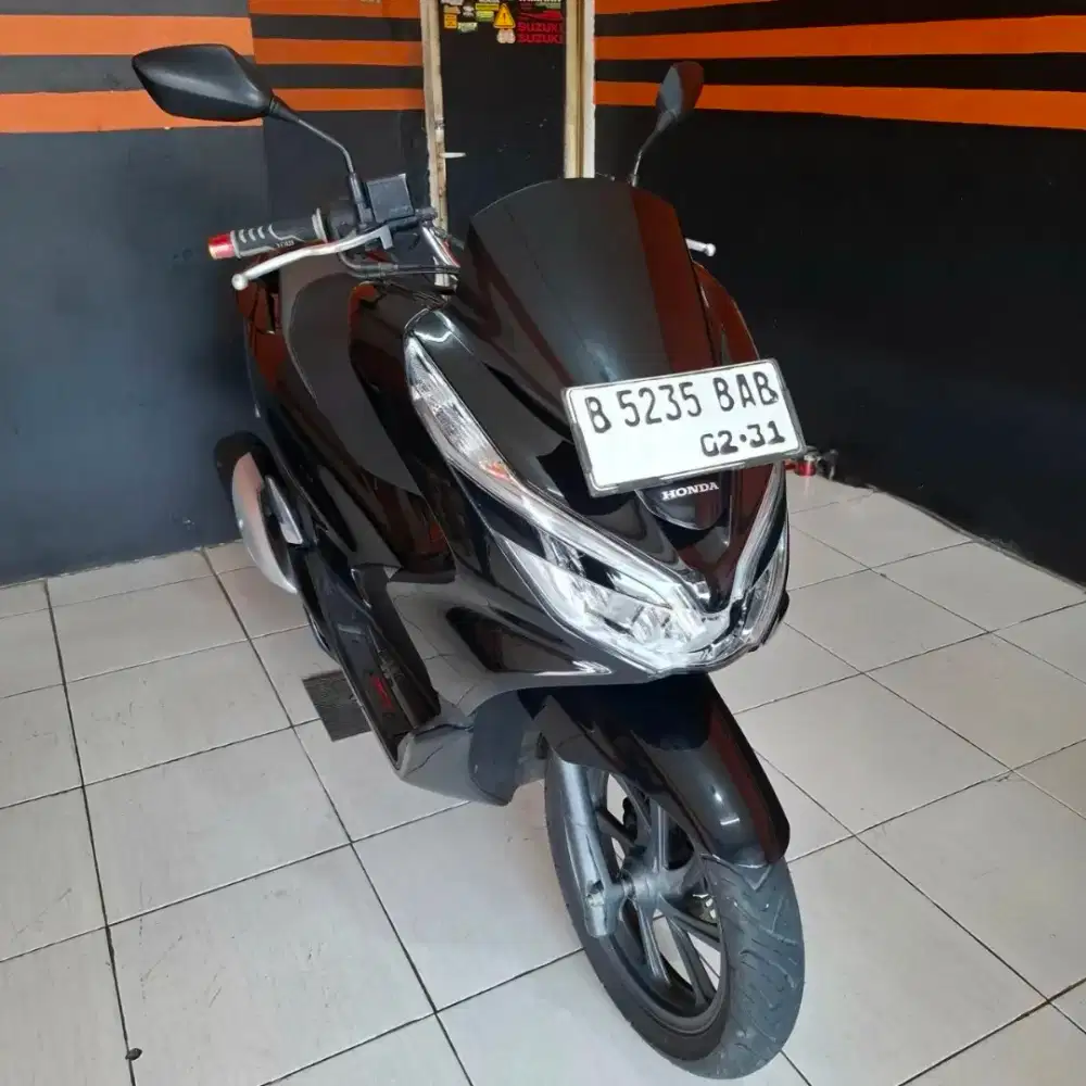 Honda PCX taun 2020