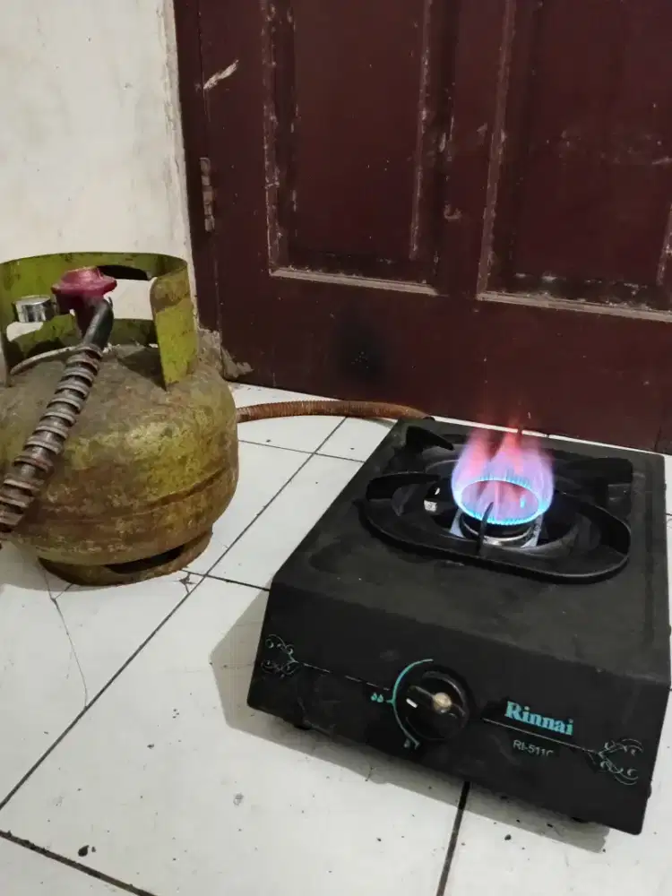 Kompor Rinnai satu set lengkap komplit siap pakai
